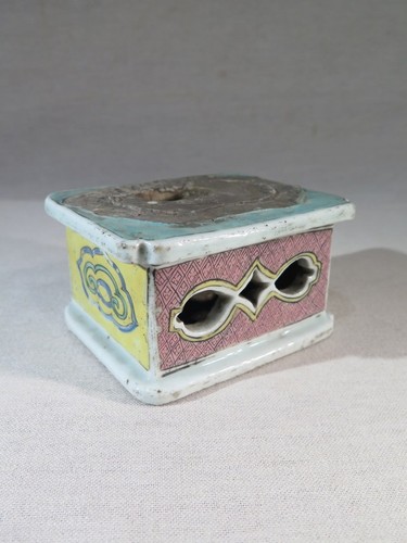 Ancien socle porcelaine - socle,
