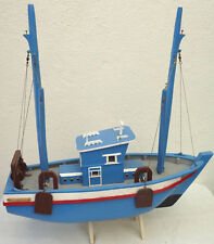 MAQUETTE DE CHALUTIER  BATEAU DE PECHE