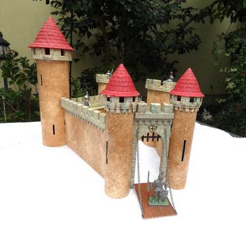 Jouet ancien château fort - château,