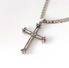 Croix en or 18 KT et Argent 925.