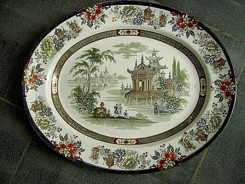 Grand plat ovale - , doulton