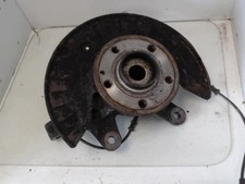 Moyeu avant droit MERCEDES