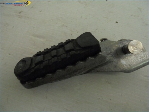 Repose pied avant droit bmw - repose-pied,