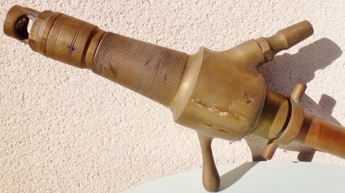 Robinet lance pompe - robinet,