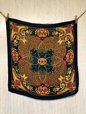 Foulard carré de soie Vintage