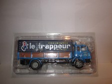 CAMION BERLIET GRK 10 LE TRAPPEUR CHAUSSURES au 1/43 sous BLISTER