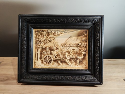 Ancien bas relief calcaire - ,