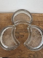 3 dessous de pieds de table – Rehausseurs en verre moulé  – Années 1940