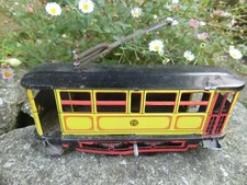 Jouet en tôle Tramway