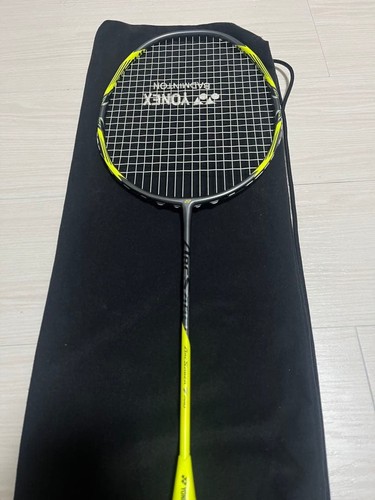 Yonex badminton racket - badminton,