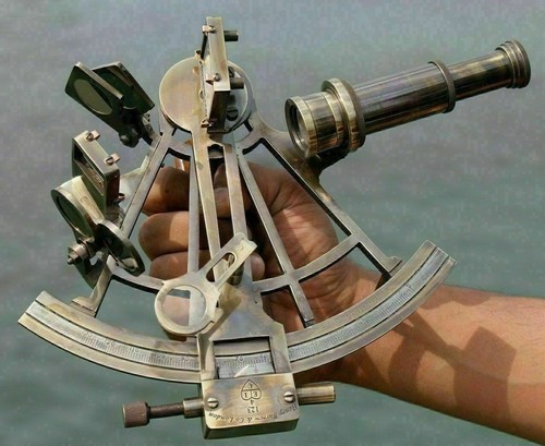 Ancien instrument astrolabe - , de