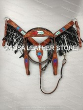 Ensemble d'attaches en cuir à franges en daim et col de poitrine peintes...