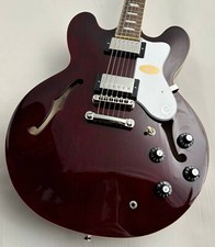 Epiphone inspiré par Gibson