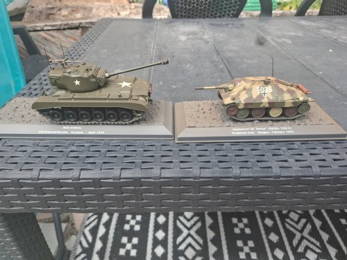 Char militaire miniature - char,