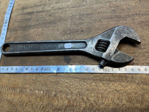 646 old tool outil - n°,