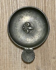 Ancien Taste Vin En Étain Fleur De Lys Et Coquille 