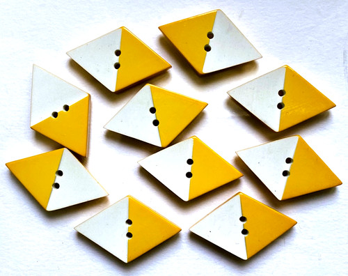 Lot boutons vintage - 10,