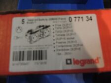 Legrand 077134 - Mosaic  5 Prise  Double Precablee Blanc