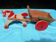 1 cheval de bois attelé à sa charrette jouet ancien a tirer