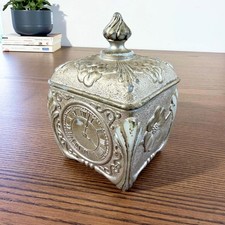 Boîte à biscuits en opaline Vallerysthal – Circa 1900, décor argenté et floral