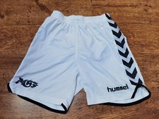 Short football domicile - de, à