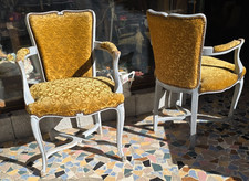Lot 069. Paire de fauteuils