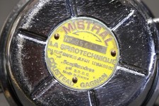 ANCIEN DETENDEUR de PLONGEE COUSTEAU GAGNAN / MISTRAL / SPIROTECHNIQUE