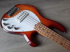 Ernie Ball Musicman Stingray 2005