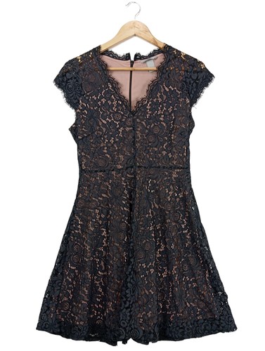 Robe dentelle dames - en,