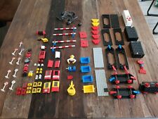 Lot Lego-Piece pour compléter Trains et le circuit  électrique  ..vintage ...