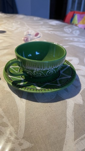 Tasse soucoupe faïence - tasse,