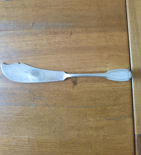 Grand couteau service à - de,