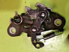 Serrure de Capot moteur /