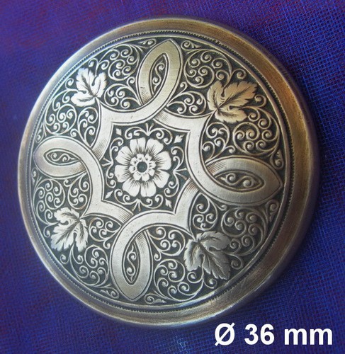 Ancienne tête épingle à - tête,