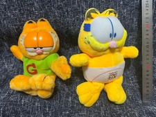 Lot de 2 peluches Garfield