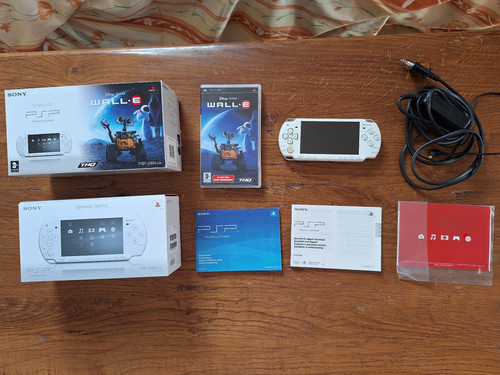 Psp 2004 slim - lite, blanche