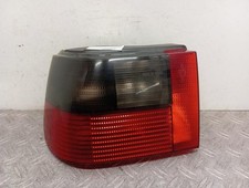 Feu arriere principal gauche