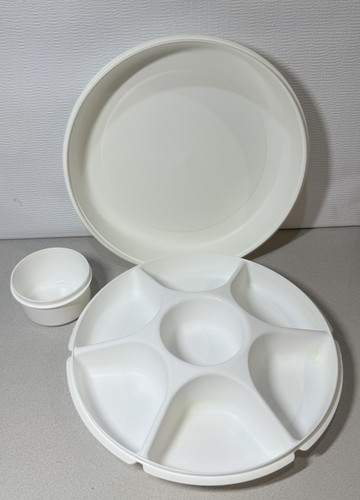 Tupperware serving center - serving,