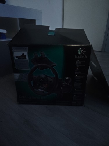 Logitech driving force - driving,