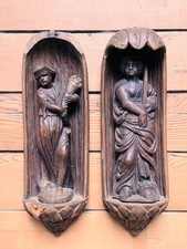 Deux statues en bois sculptées / bas reliefs XIXème ou avant