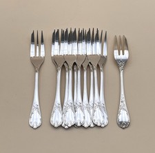 12 fourchettes à gâteaux