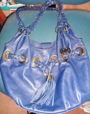 Michael Kors Bucket Bag in