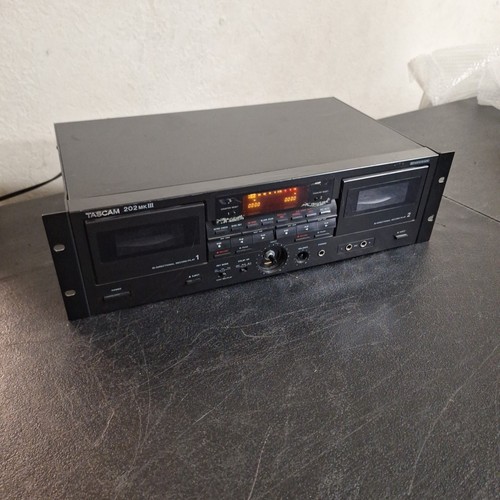 Untested tascam 202 mkiii - untested,