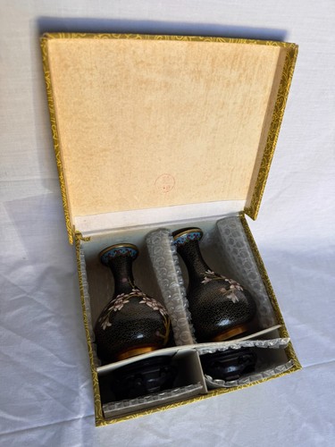 Paire vases cloisonnés - vases,