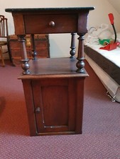 table de nuit (ou sellette à tiroir) en bois dessus en marbre