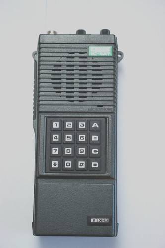 Icom 4at uhf 440 mhz - icom,