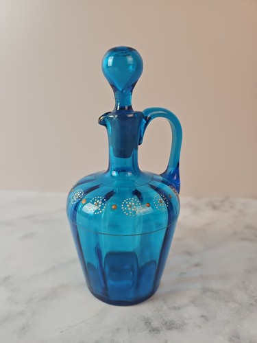 Petite carafe ancienne - petite,