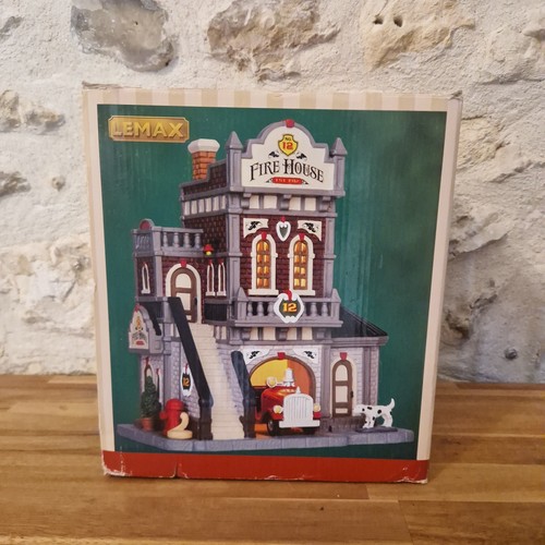Lemax 45702 fire house - lemax,
