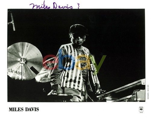 Miles davis signed 8x10 - davis,