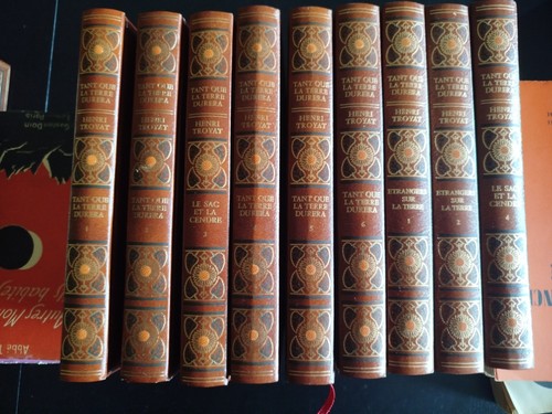 Livres collection les - 18,